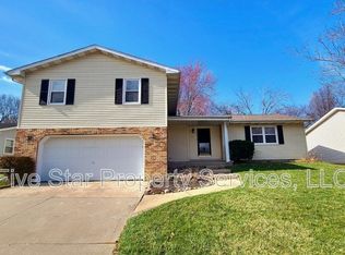 51 Holliday Rd, Springfield, IL 62702