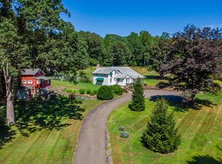 12 Valley Field Rd S, Sandy Hook, CT 06482