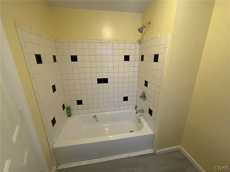 318 Kellog St — Photo 18