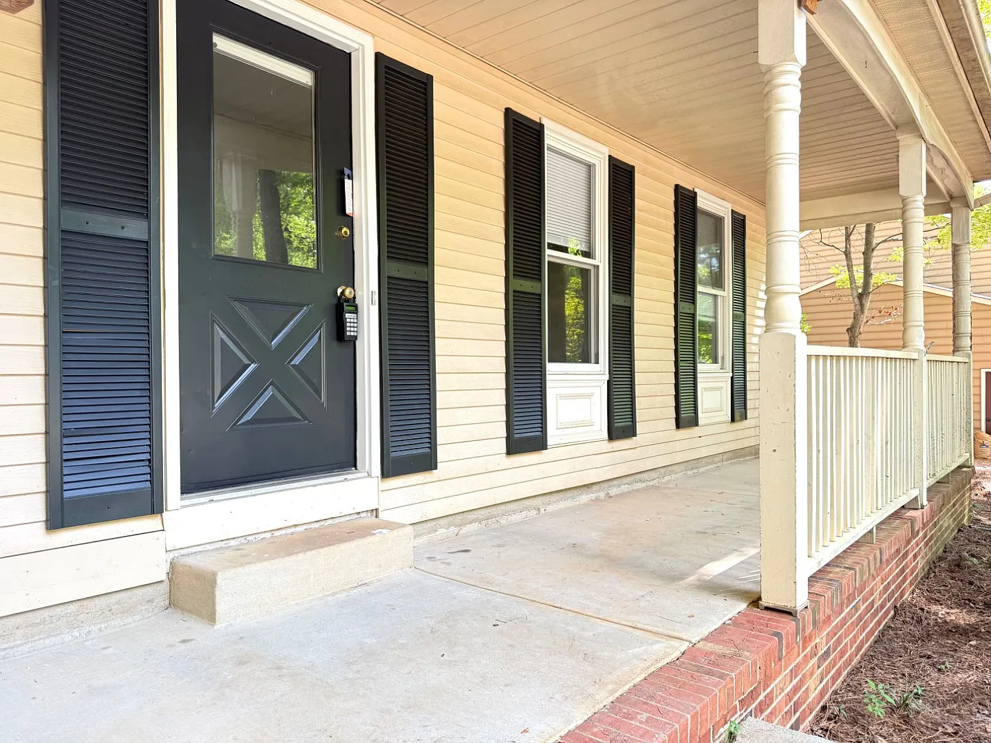 4 Bedroom Single Family Home in Cary - No HOA — Photo 2