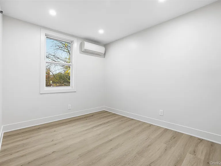 36 Dunwoodie St #1 — Photo 18