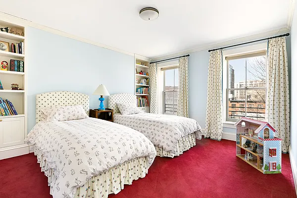 Sold by Compass | media 12