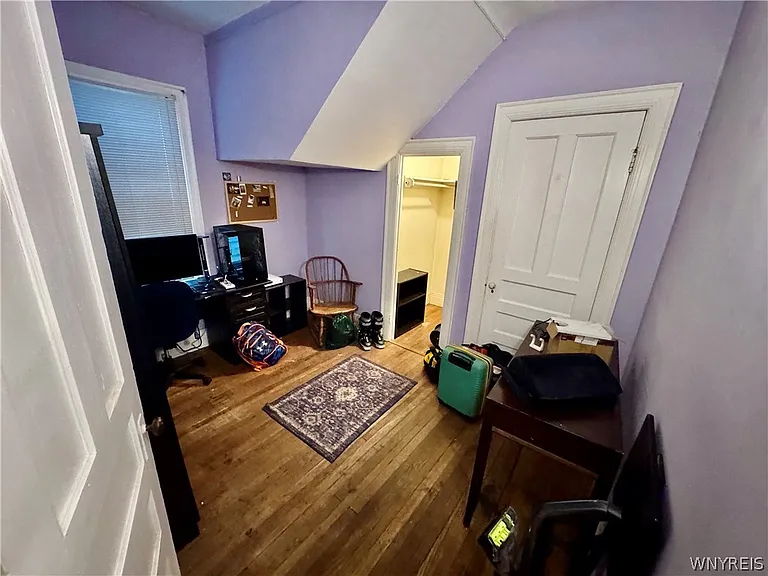 7 Berkley Pl — Photo 13