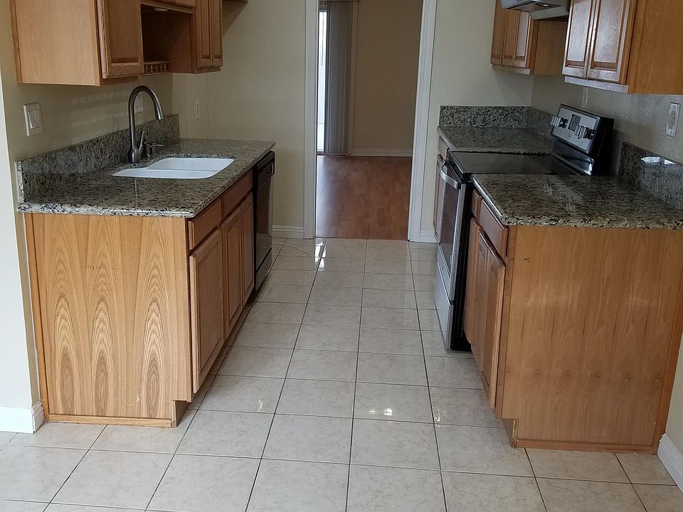 1st image of 6861 Coral Gum Ct