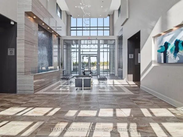 45 Yorkland Blvd Unit 209, Brampton, ON L6P 4B4