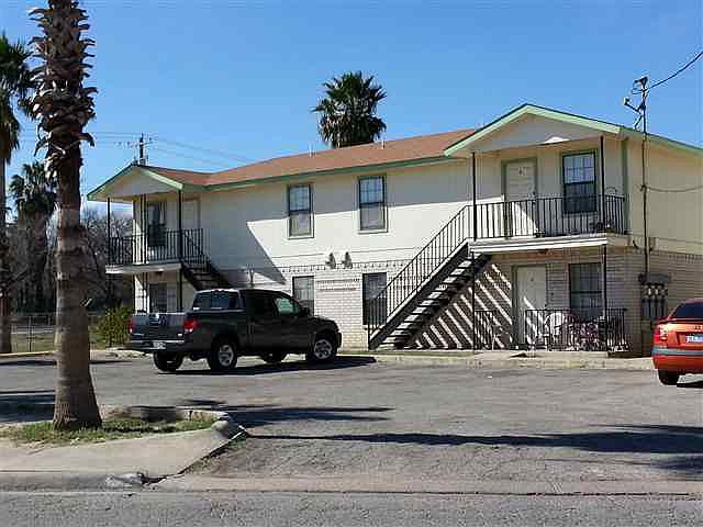 1st image of 2697 El Indio Hwy