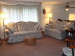 4100 Lee Manor Dr, Allison Park, PA 15101