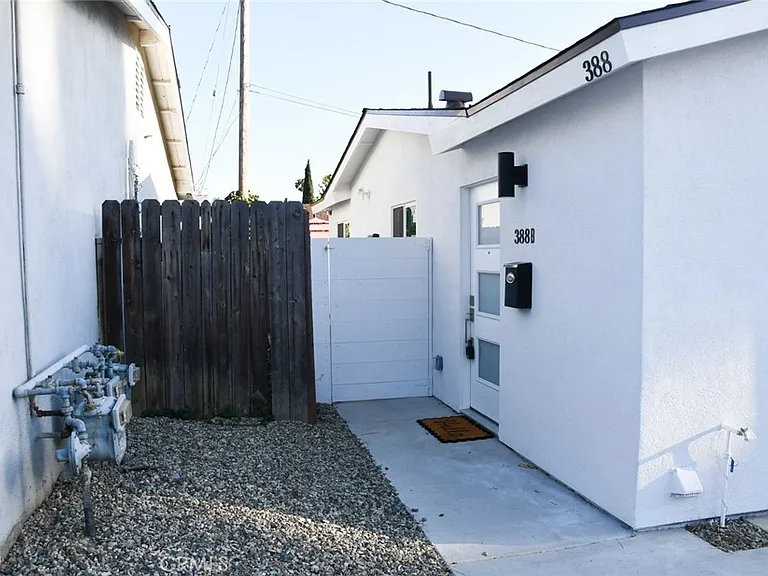 388 N Parker St #B — Photo 13