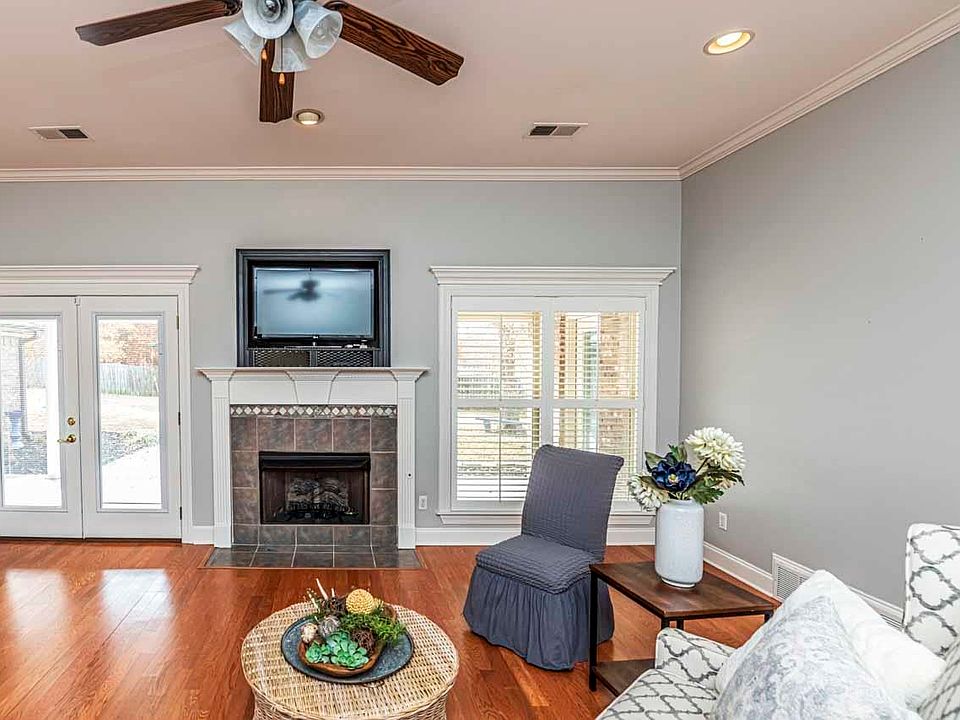 1st image of 47 Clementine Rd