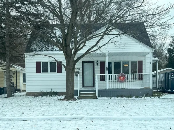 3774 Argonne Ave, Mogadore, OH 44260