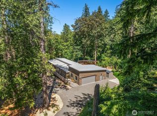 Rolling Bay City, Bainbridge Island, WA 98110
