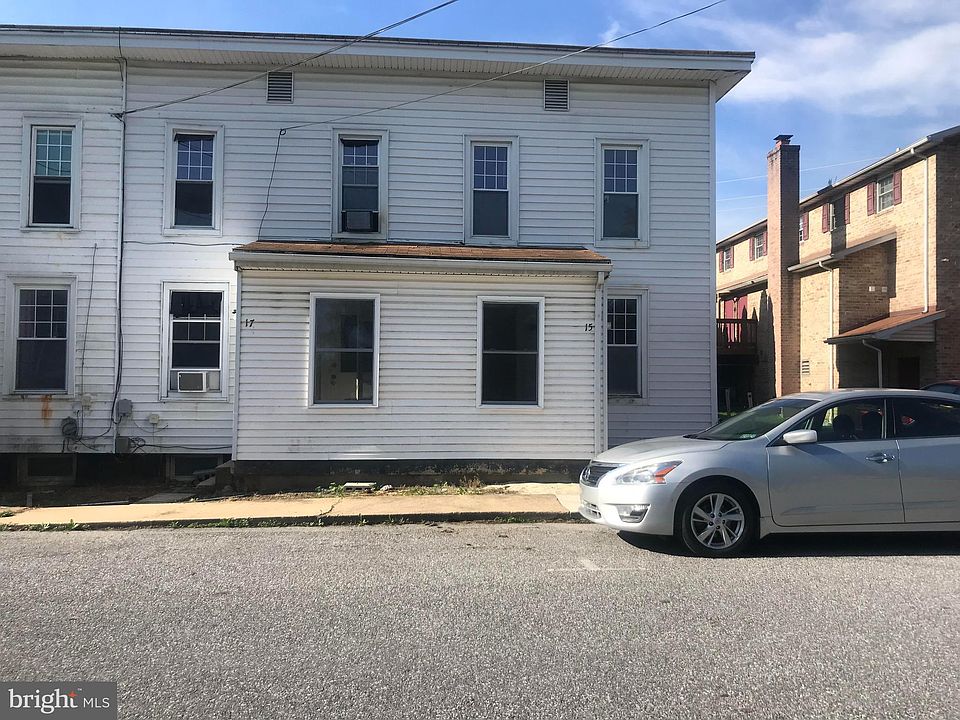 2nd image of 15-17 Kenneth Ave #19