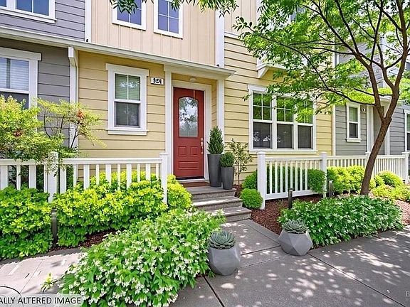 3rd image of 924 Aston Avenue