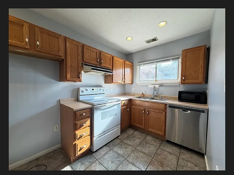 921 McLaughlin Run Rd #2 — Photo 4