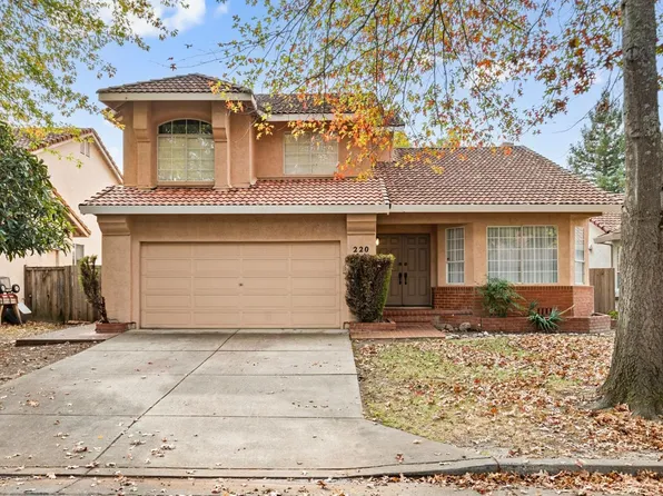 220 La Quinta Drive, Windsor, CA 95492