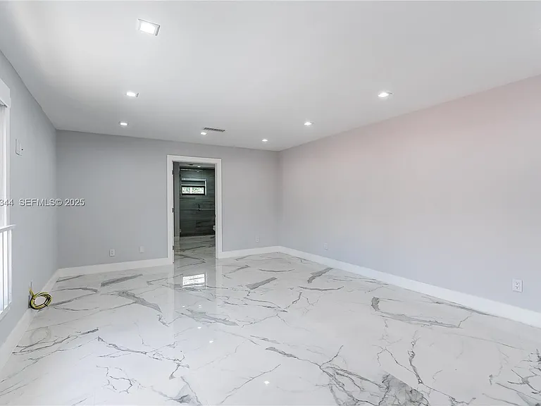 1600 Micanopy Ave #O — Photo 18