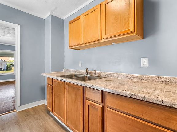 2nd image of 862 Bedford Ave
