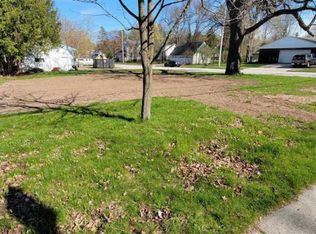 556 S Main St, Seymour, WI 54165