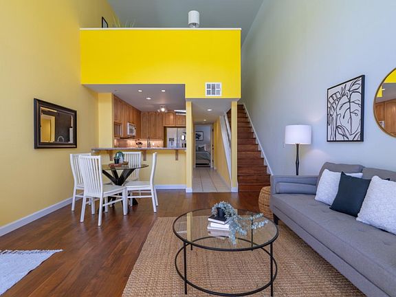 3rd image of 1221 Terra Nova Blvd