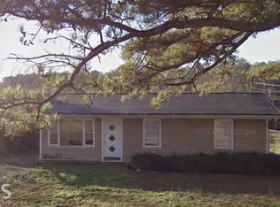 17 Cherokee St, Newnan, GA 30263