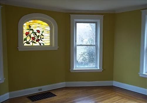 2nd image of 209 Northern Ave