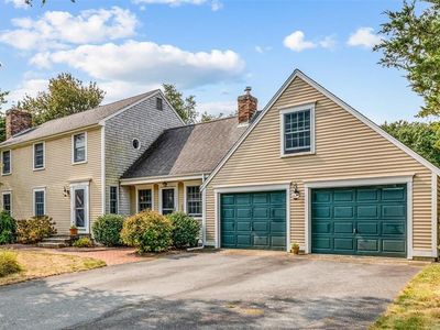 17 Hitching Post Rd, Mattapoisett, MA, 02739