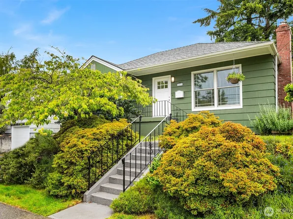 8816 16th Avenue SW, Seattle, WA 98106