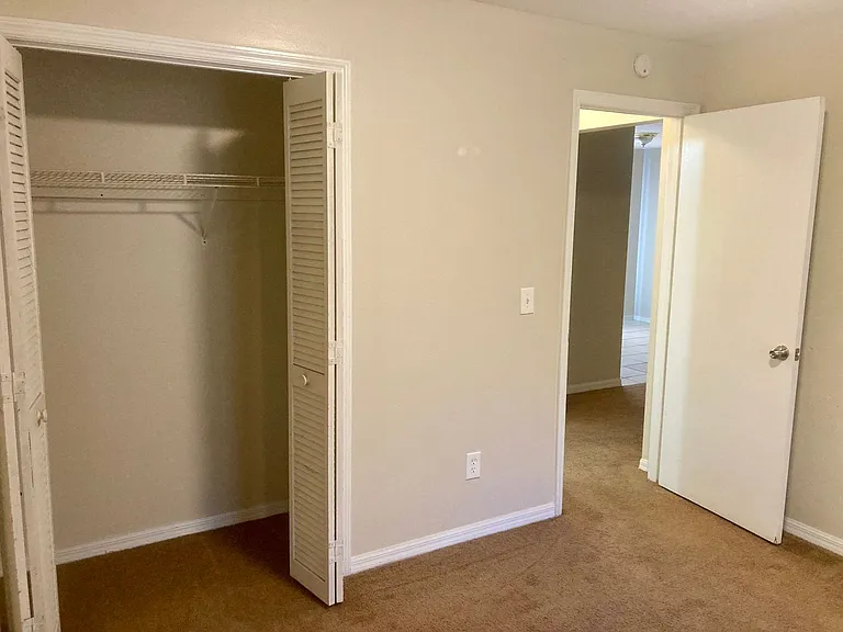 8489 N Sue Marie Point — Photo 18