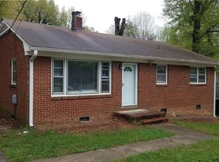 2213 W Florida St, Greensboro, NC 27403