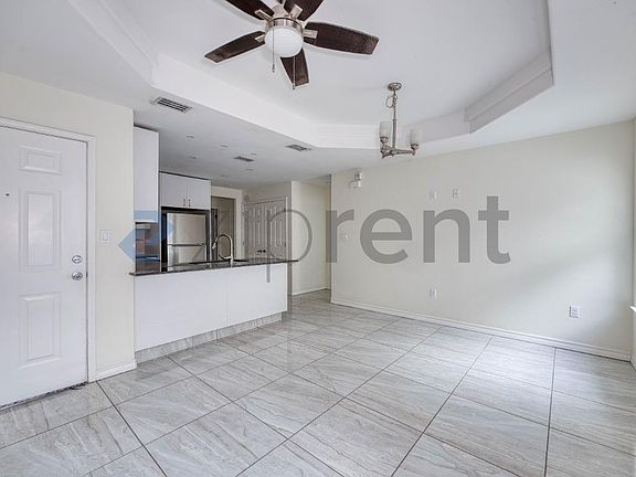 3rd image of 1310 W Harrison Ave #3