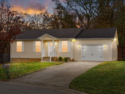 976 Van Buren Ave, Oak Grove, KY, 42262