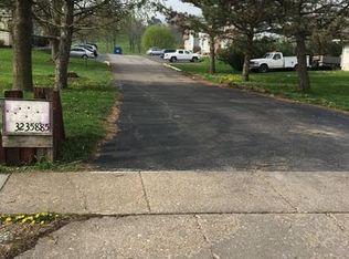 641 W 61st St, Davenport, IA 52806