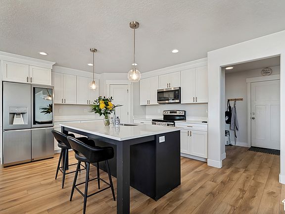 4th image of 12303 S Boggs Way