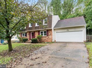 10427 Collingham Dr, Fairfax, VA 22032