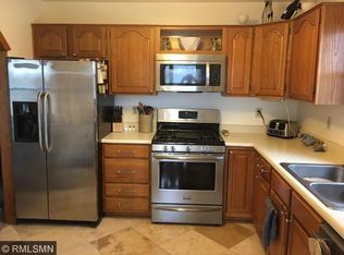 738 N Hay Lake Rd, Eagan, MN 55123