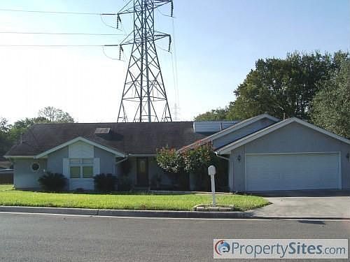 1st image of 214 E Tanglewood Dr