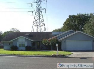 214 E Tanglewood Dr, New Braunfels, TX 78130