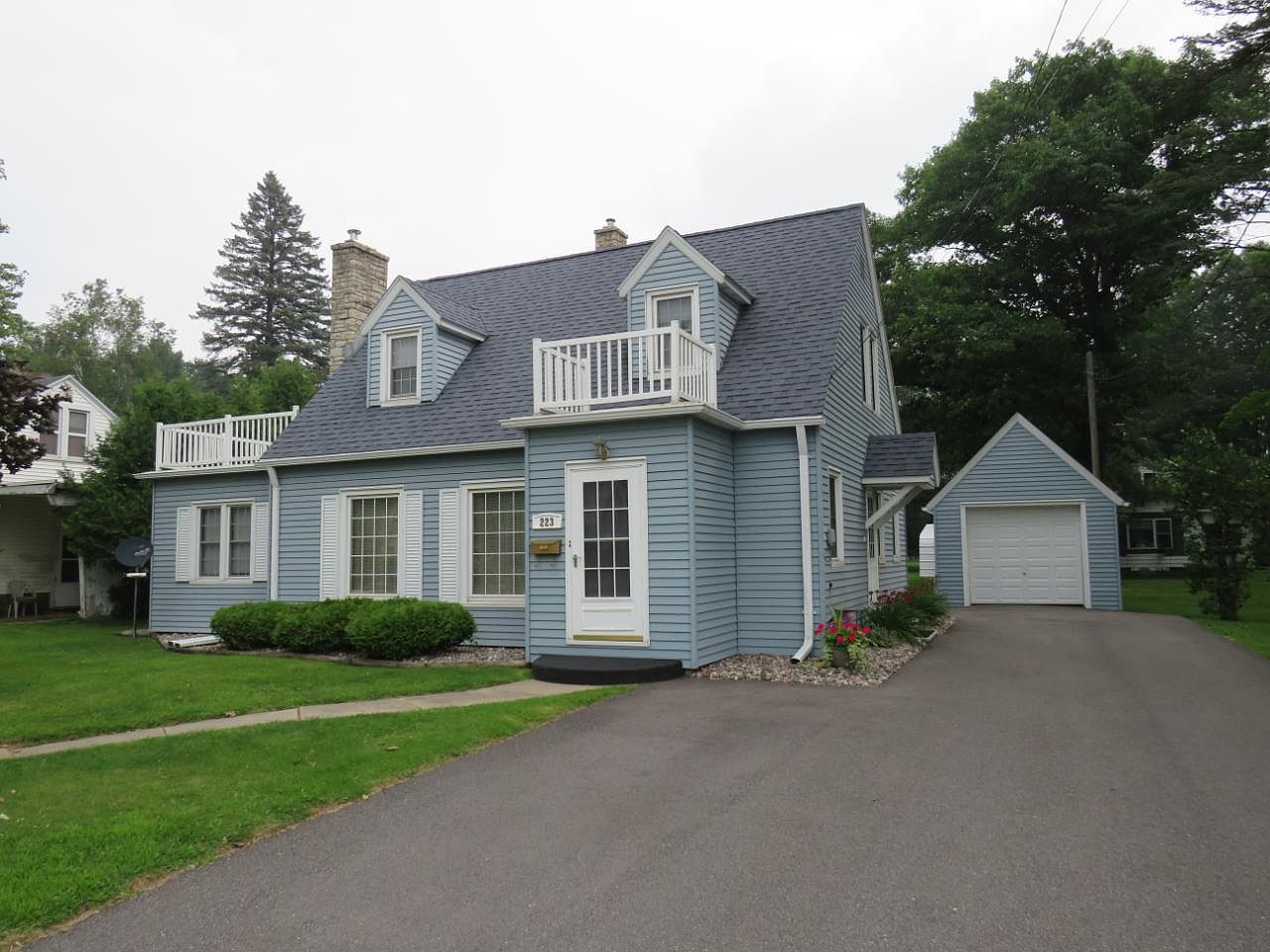 223 S Superior St, Antigo, WI 54409 Zillow