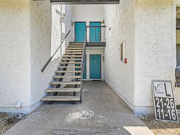 4th image of 1455 E Katie Ave Unit L12