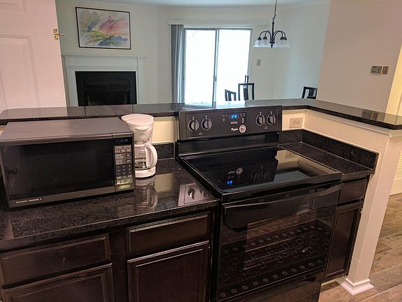 5th image of 1530 Lincoln Way APT 201