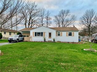 924 Tait Ave, Rochester, NY 14616