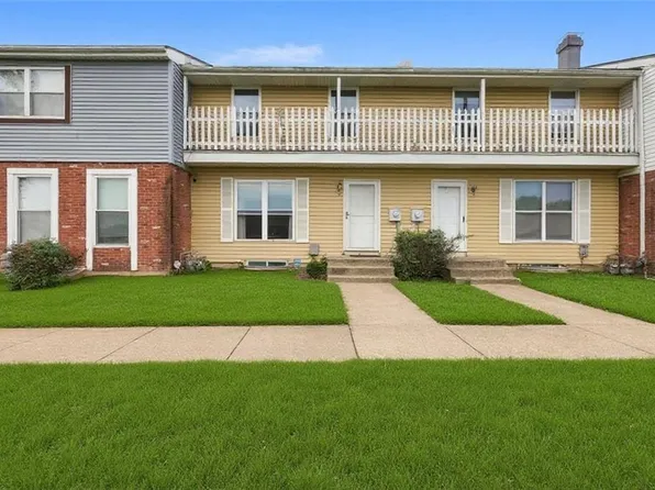 6508 E 128th St, Grandview, MO 64030