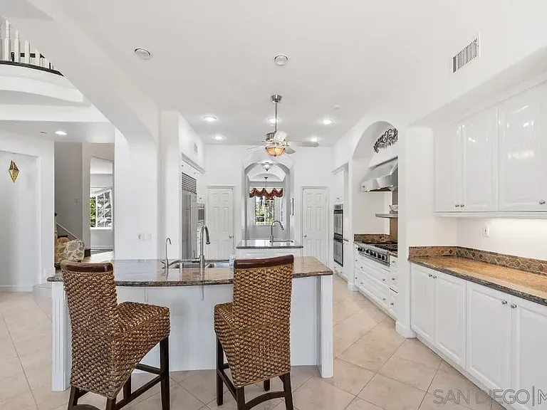 9230 Island Pine Way — Photo 18