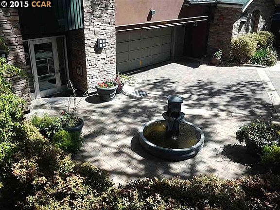 2nd image of 1310 Creekside Dr Unit 109