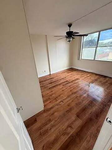 109 Royal Park Dr #2C — Photo 4