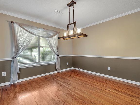 3rd image of 5033 Hearthstone Ct