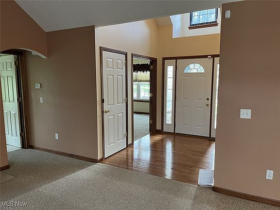 3rd image of 5310 Peachtree Ln