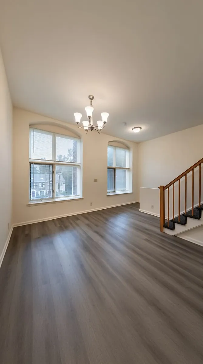 Building Photo - 91 Tiffany Blvd #2