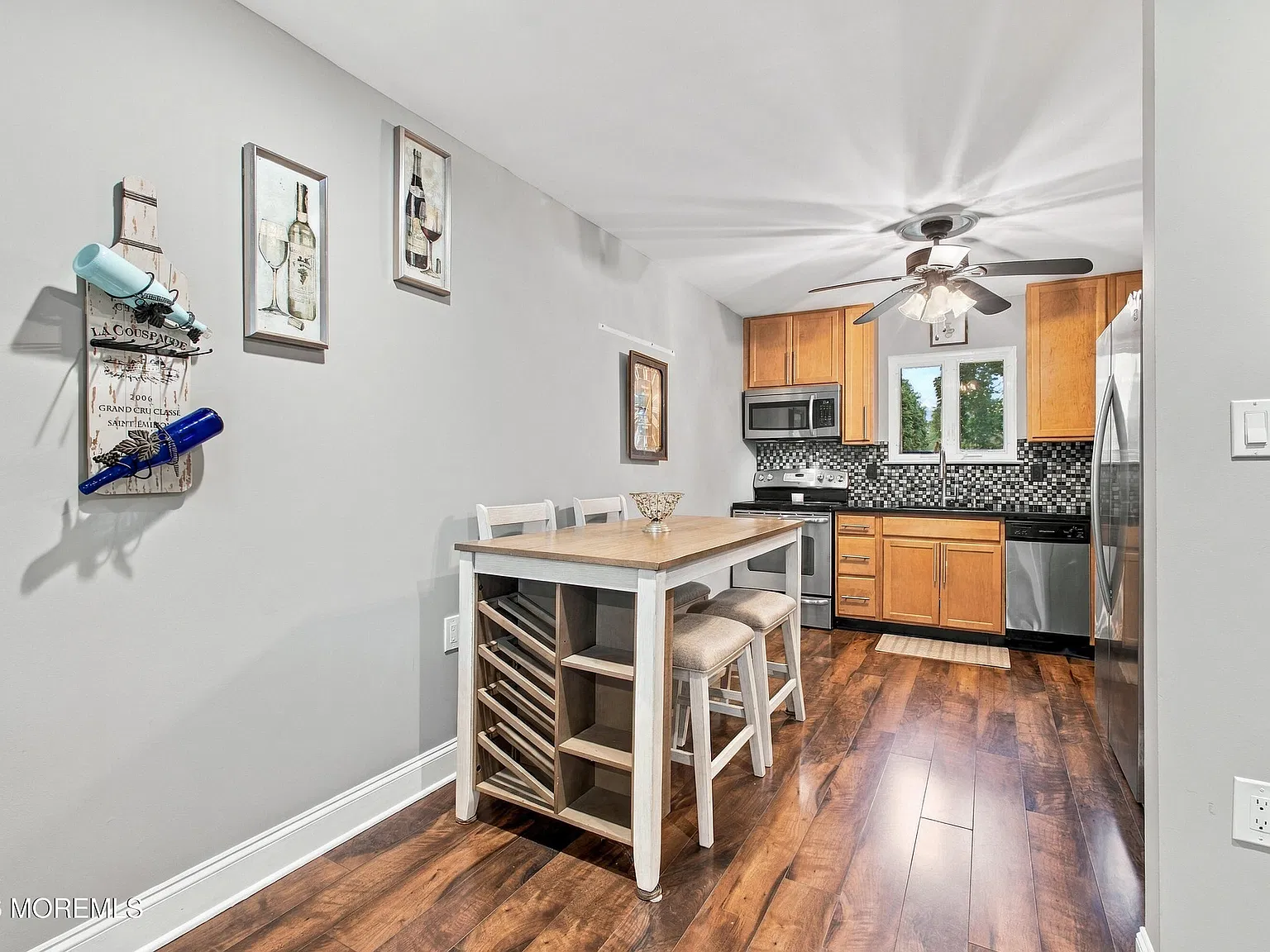 2 bed, 1.5 bath, 1120 sqft, $2,500 — Photo 4