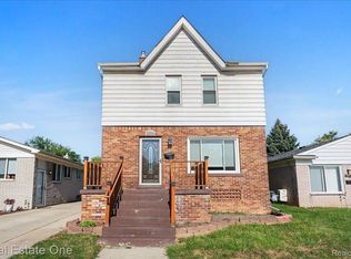 1272 Austin Ave, Lincoln Park, MI 48146